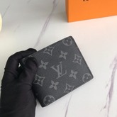 Designer LV Bifold Men Wallet Textured Black ( Made in Italy )